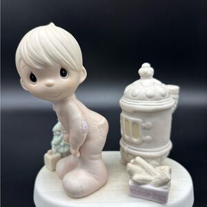 Vintage Precious Moments May Your Christmas Be Warm - 1982